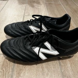 🚫Sold🚫 New Balance 442 Leather Soccer Cleat Size 9